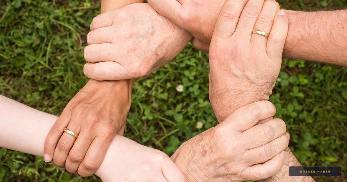Beyond Paychecks: How Top Home Health Leaders Are Solving the Caregiver Retention Crisis